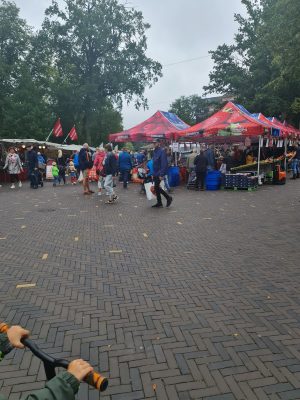 Vrijdagmarkt Emmen, Markten
